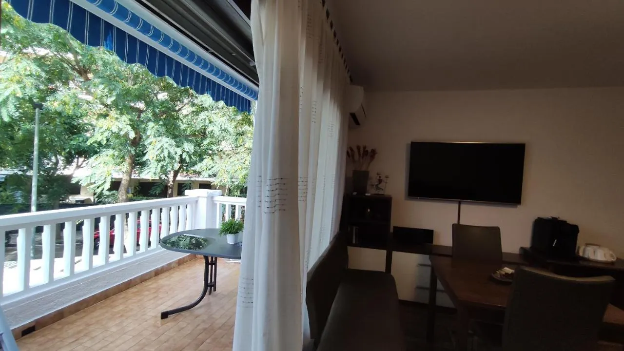 Apartamento Las Palmeras Apartment Roses